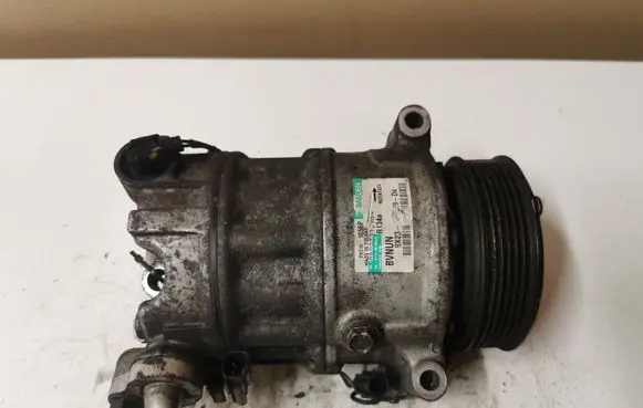 Land Rover Discovery 4 - LR4 Air conditioning (A/C) compressor (pump) 9X2319D629DA