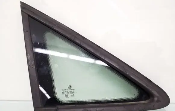 Volkswagen Touran I Front triangle window/glass 