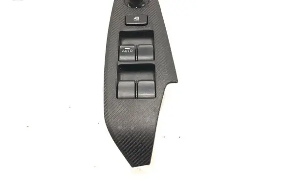 Mazda 3 II Electric window control switch MKA7684L6