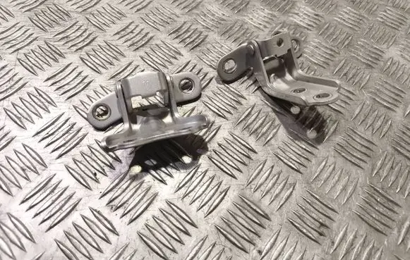 Hyundai i20 (PB PBT) Rear door hinge set 