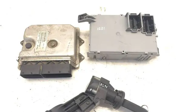 Engine ECU kit and lock set
