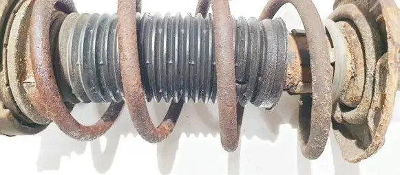 Volkswagen Golf V Front coil spring
