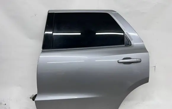 Dodge Durango Rear door 