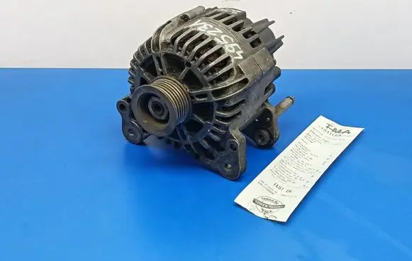 Volkswagen Golf IV Generator/alternator 03C903023B