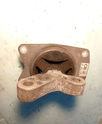 Opel Insignia A Gearbox mount CB13227730