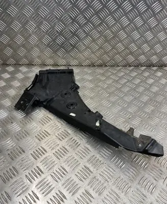 Audi Q7 4L Front bumper mounting bracket 4L0807284B