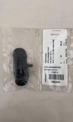Volkswagen Beetle A5 Windshield washer spray nozzle 5M0955986C