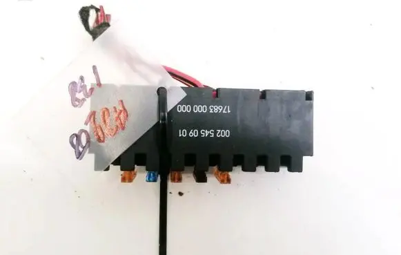 Mercedes-Benz ML W164 Fuse box set 0025450901