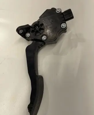 Subaru Outback (BS) Accelerator throttle pedal 3601AL090
