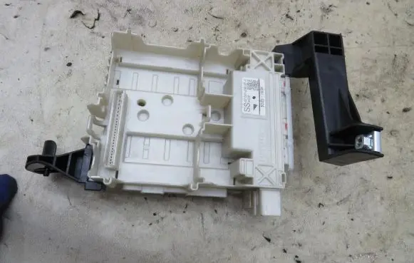 Peugeot 108 Comfort/convenience module 82730-0H030-A