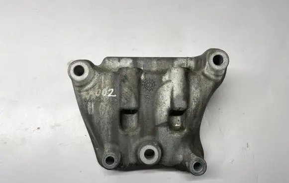 Chrysler Pacifica Engine mounting bracket 04893414AD