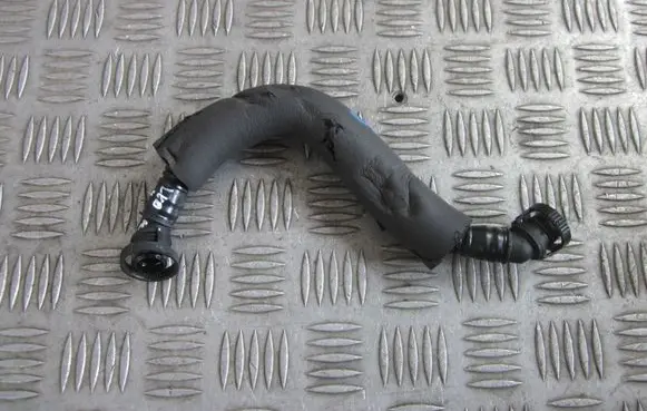Seat Leon (1P) Breather hose/pipe 06J103221