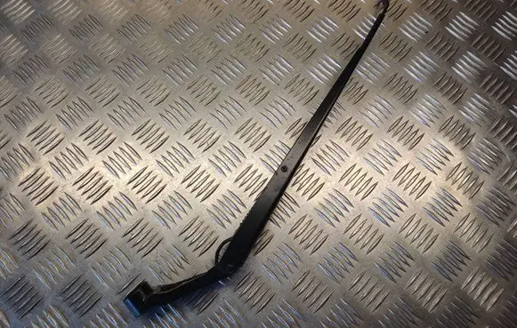 Front wiper blade arm
