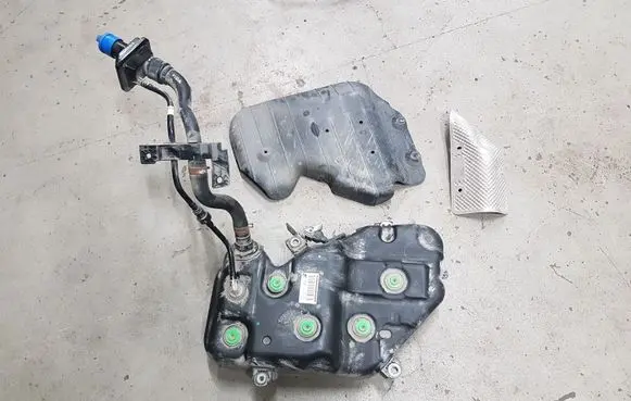 KIA Pro Cee'd III AdBlue liquid reservoir 31500G4950