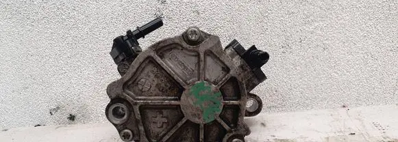 Citroen C4 I Vacuum pump 9804021880