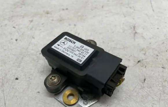 Mercedes-Benz E W211 ESP (stability system) control unit 0265005230 0015404517