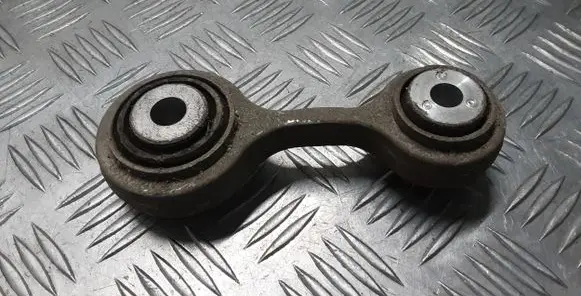 Rear control arm