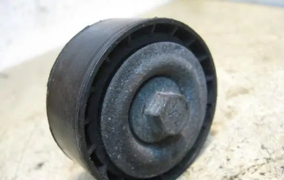 Citroen Berlingo Alternator belt tensioner pulley 
