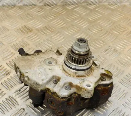 Mercedes-Benz B W245 Fuel injection high pressure pump