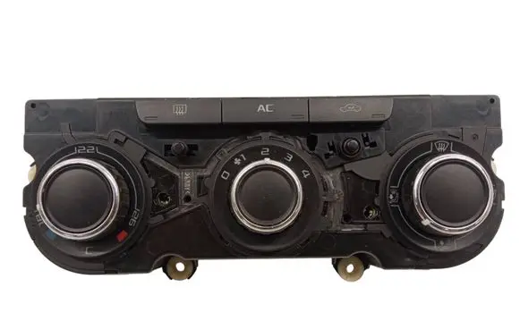 Skoda Octavia Mk2 (1Z) Climate control unit 3T0820047M