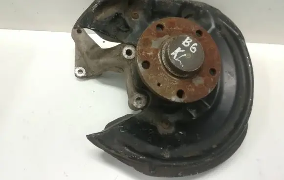 Volkswagen PASSAT B6 Front wheel hub