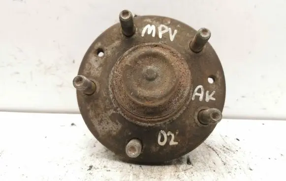 Mazda MPV Rear wheel bearing hub 