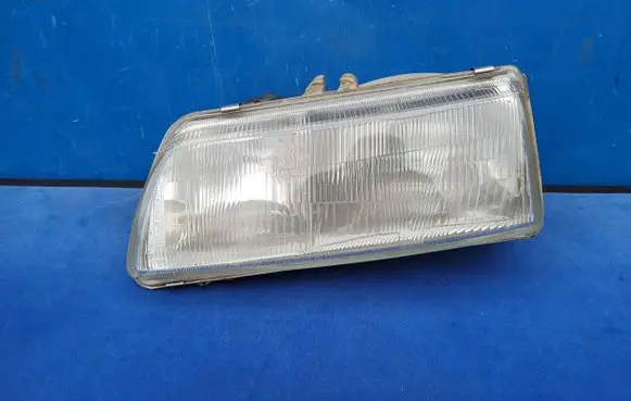Honda Civic Headlight/headlamp 02347R20
