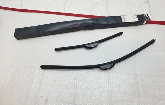 KIA EV6 Front wiper blade arm L983FK2616L2 092021