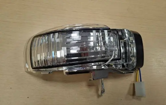 Volkswagen Touran I Mirror indicator light 1T0949101
