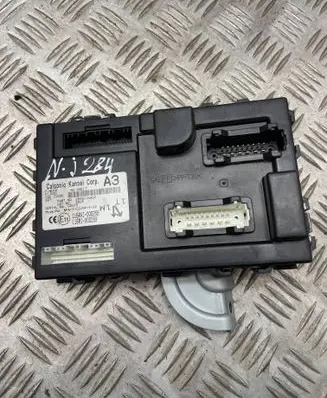 Nissan Juke I F15 Comfort/convenience module 284B11KA2C 116RAI000258 116RI000259