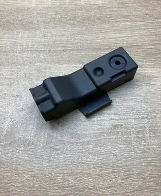 Audi A6 S6 C6 4F Front bumper mounting bracket 4F0807329