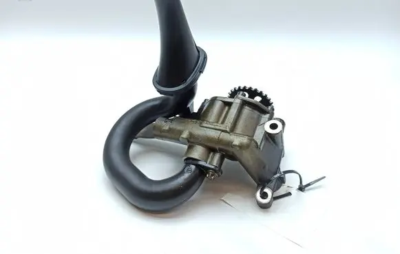 Mercedes-Benz R W251 Oil pump A2721800501 A2721810059