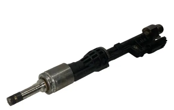 BMW 5 F10 F11 Fuel injector 7568607 13647568607
