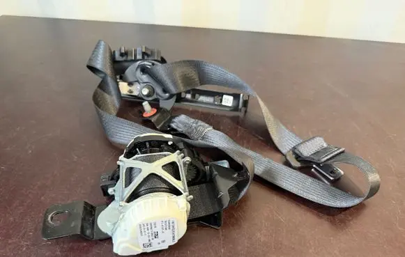 Dodge Durango Front seatbelt P6JW82DX9AE