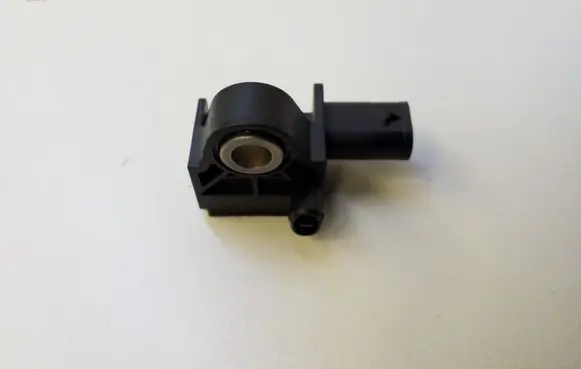 Chrysler Pacifica Airbag deployment crash/impact sensor 68185746AA 53312250