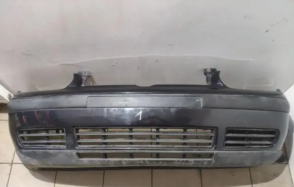 Volkswagen Golf IV Front bumper 1J0807221
