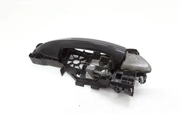 Rear door exterior handle/bracket