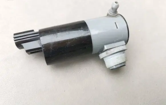 Volvo XC90 Windscreen/windshield washer pump 308871 190719A 1019873001