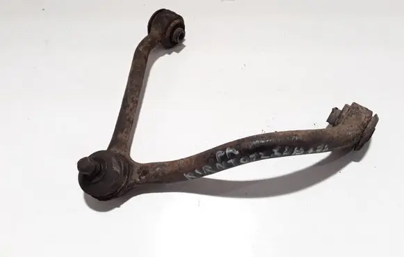 KIA Sorento Front lower control arm/wishbone