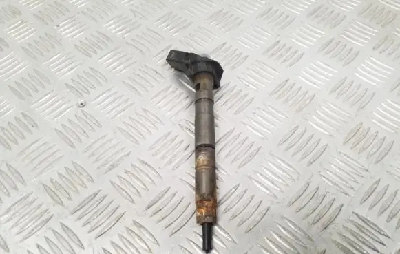 Audi A4 S4 B8 8K Fuel injector 059130277AP