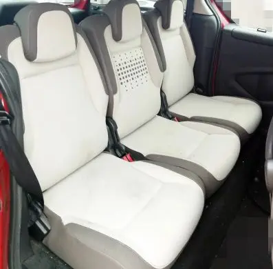 Citroen Berlingo Second row seats 