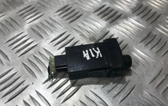 KIA Carnival Headlight level height control switch