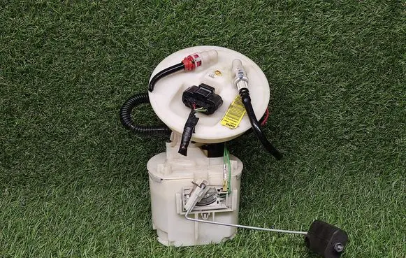 Ford Focus In-tank fuel pump 98APAN9H307 98AP9H307AN