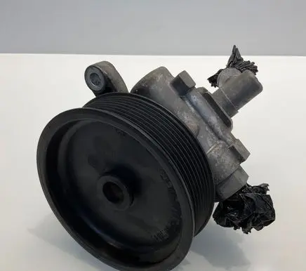Mercedes-Benz ML W164 Power steering pump