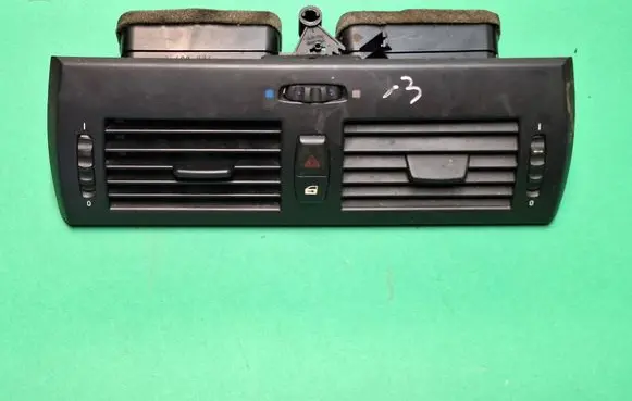 BMW X3 E83 Dash center air vent grill 3400074