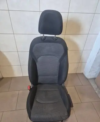 Hyundai i30 Front driver seat 