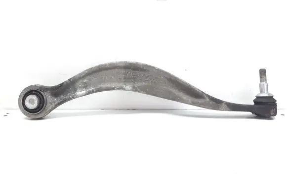 Rear control arm