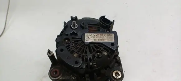 Volkswagen PASSAT B6 Generator/alternator 03C903025D
