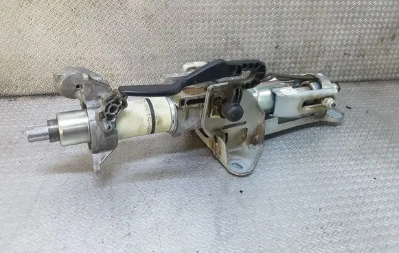 BMW 5 E60 E61 Steering wheel axle 6770694 2201055058
