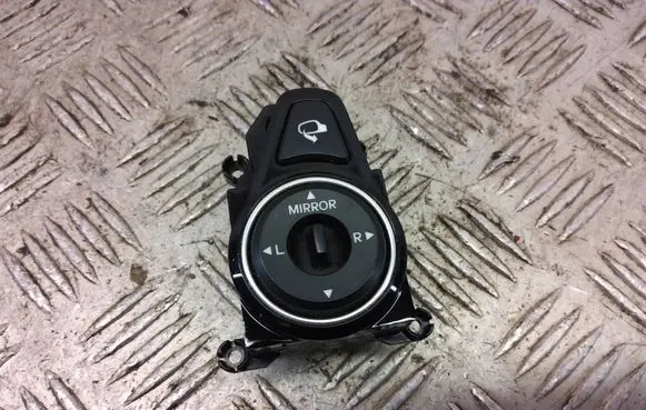 Hyundai i40 Wing mirror switch 89R4801230